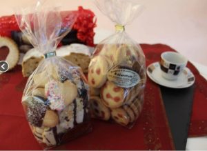 feines-Gebaeck-in-der-Festtagstuete-200-Gramm